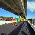 ENTREGAN PARQUE LINEAL EN EL RÍO SANTA CATARINA CON OBRAS PENDIENTES