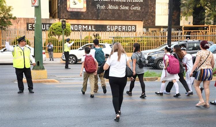 MONTERREY DESPLEGARÁ 80 AGENTES POR REGRESO A CLASES