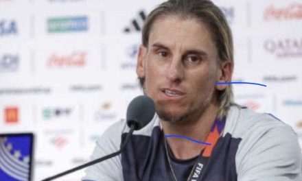 BECCACECE DEJA ECUADOR TRAS ELIMINACIÓN ANTE MÉXICO Y ABANDONA CONFERENCIA DE PRENSA   