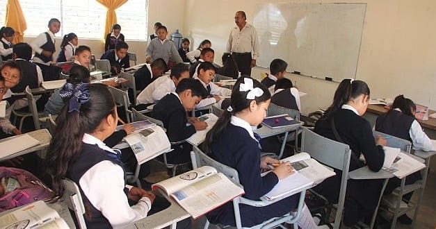 SAMUEL GARCÍA PROMETE ENTREGAR 41 ESCUELAS NUEVAS ESTE AÑO