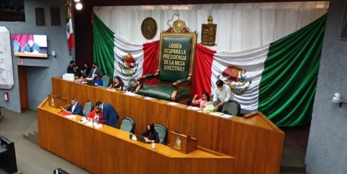 Congreso NL: ¿quién agarra el martillo?