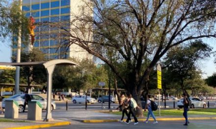 SANTOS GUZMÁN RECIBE A MÁS DE 220 MIL ESTUDIANTES Y EXPANDE LA COBERTURA DE LA UANL