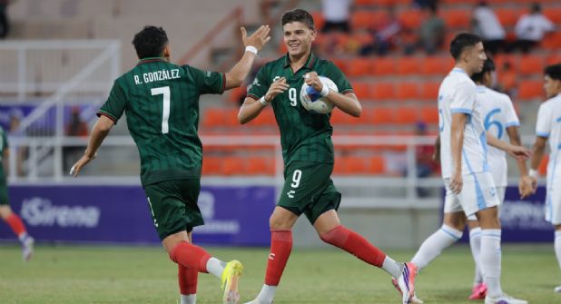 MÉXICO VENCE A GUATEMALA Y SE METE A SEMIFINALES CON PASO PERFECTO