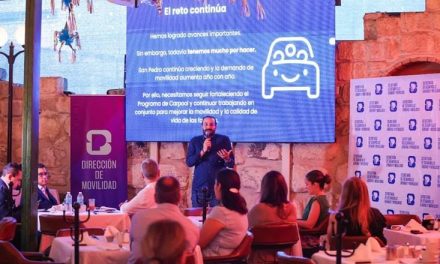 MAURICIO FARAH DESTACA AHORRO DE 200 MIL VIAJES ESCOLARES CON AUTO COMPARTIDO