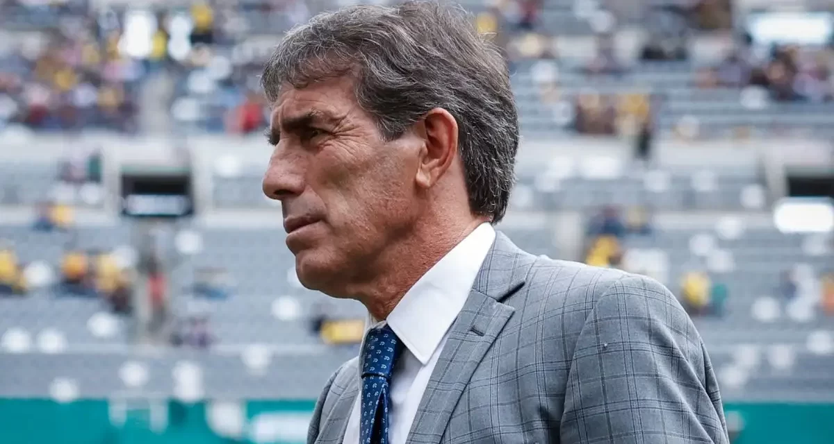 ALMADA PREPARA UNA SORPRESA PARA EL CLÁSICO NACIONAL: CARLOS ÁLVAREZ PODRÍA CAMBIAR DE POSICIÓN
