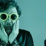 ¡ALEKS SYNTEK SORPRENDE Y DEBUTA EN EL REGUETÓN CON “MASEPUM”!