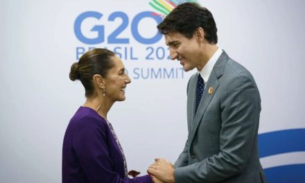 TRUDEAU PROPONE A MÉXICO Y CANADÁ DEFENDER JUNTOS SUS INTERESES