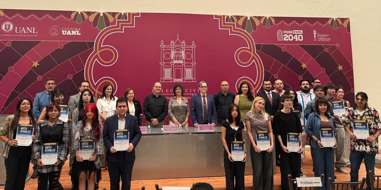 ESTUDIANTES DE FACPYA DESTACAN EN EL CERTAMEN DE ARTES VISUALES UANL 2026