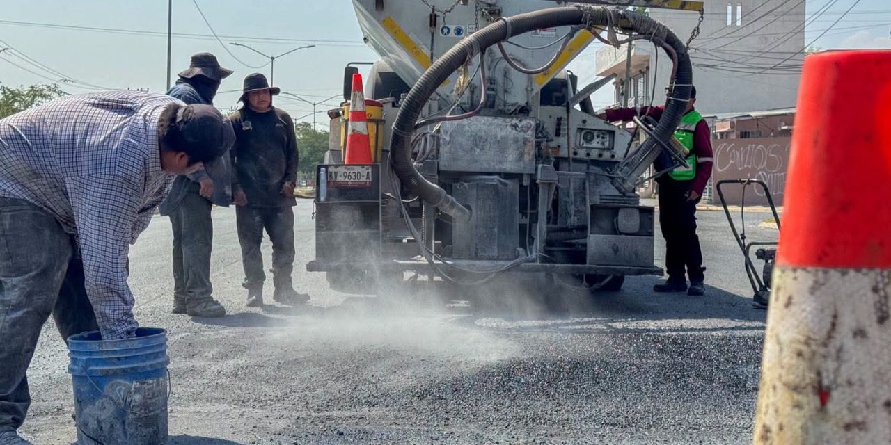 JOSÉ ANTONIO QUIROGA MEJORA VIALIDADES DE ESCOBEDO CON OPERATIVO DE BACHEO