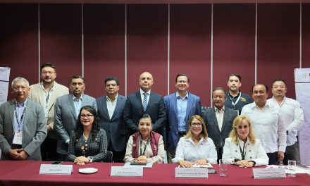 GUILLE ALVARADO PRESENTE EN INICIATIVA DE CERTIFICACIÓN EN ROBÓTICA E IA PARA JÓVENES DE LOS CECyTE