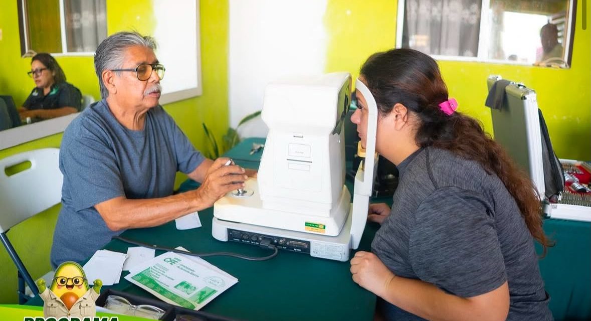 HÉCTOR DE LA GARZA LLEVA EL PROGRAMA VISIÓN VERDE Y UNA CAMPAÑA DE VACUNACIÓN A VECINOS DE VALLE DE SANTA