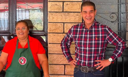 PACO TREVIÑO FOMENTA EL EMPRENDIMIENTO CON CURSO DE TACOS A VAPOR EN JUÁREZ