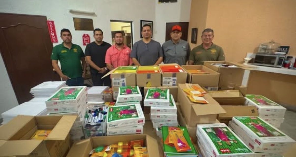 BALTAZAR MARTÍNEZ ANUNCIA PRÓXIMA ENTREGA DE ÚTILES ESCOLARES EN CERRALVO