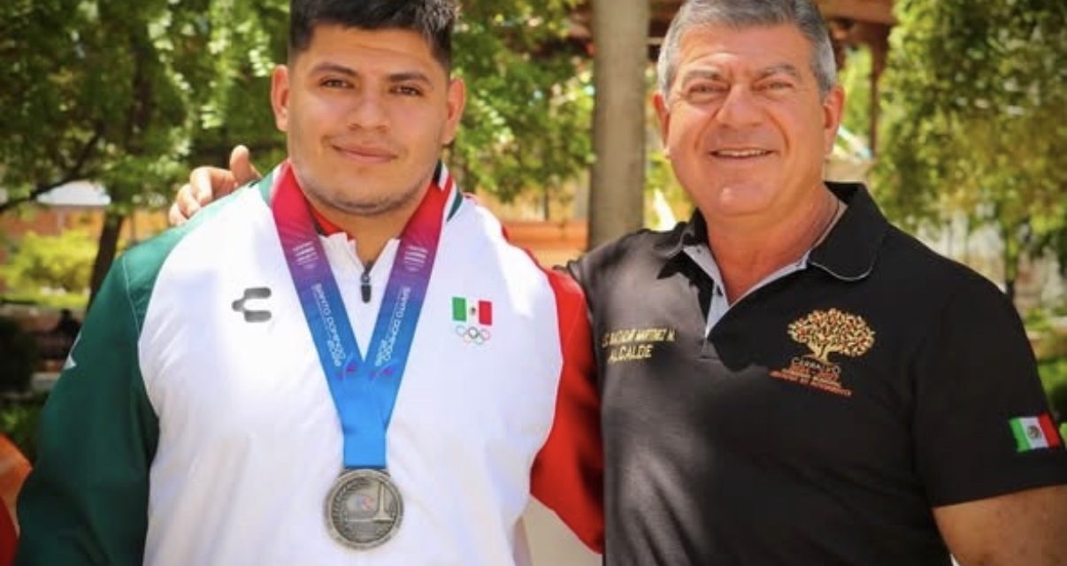 BALTAZAR MARTÍNEZ DESTACA ORGULLO DE CERRALVO POR TRIUNFO DE JONATHAN RAMOS EN HALTEROFILIA
