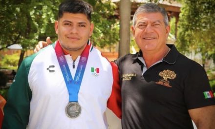 BALTAZAR MARTÍNEZ DESTACA ORGULLO DE CERRALVO POR TRIUNFO DE JONATHAN RAMOS EN HALTEROFILIA