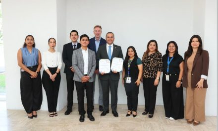 ÓSCAR VIDAL ENCABEZA RECONOCIMIENTO A FACULTAD DE MEDICINA Y HOSPITAL UNIVERSITARIO POR ESPACIOS LIBRES DE HUMO