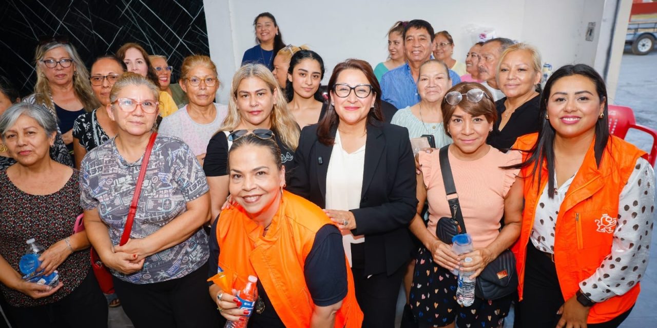 NORMA BENÍTEZ PROMUEVE CULTURA DEL AGUA ENTRE VECINOS DE ESCOBEDO