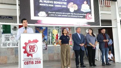 JOSÉ ANTONIO QUIROGA CHAPA INVITA A JÓVENES ESTUDIANTES A SER PARTE DEL CAMBIO EN ESCOBEDO