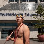 CINCO AÑOS DE LUCHA PARA QUE LAS LENGUAS AMAZÓNICAS ENTREN AL AULA