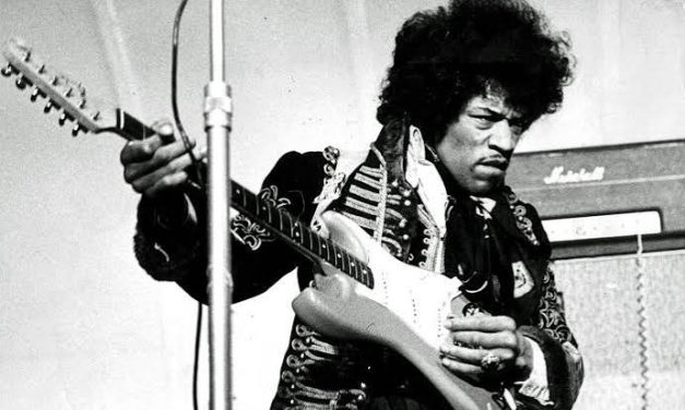JIMI HENDRIX: 56 AÑOS DESPUÉS, SU GUITARRA SIGUE HABLANDO