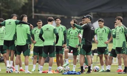 RAFAEL MÁRQUEZ DEBUTA CON EL TRI ANTE COLOMBIA EN SU PRIMER EXAMEN
