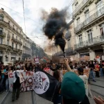 FRANCIA ENFRENTA NUEVAS PROTESTAS ESTUDIANTILES