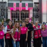 ALEIDA MONTEMAYOR Y CARLOS RODRÍGUEZ ENCABEZAN CAMINATA ROSA QUE LLENA DE ESPERANZA AL CENTRO DE CADEREYTA