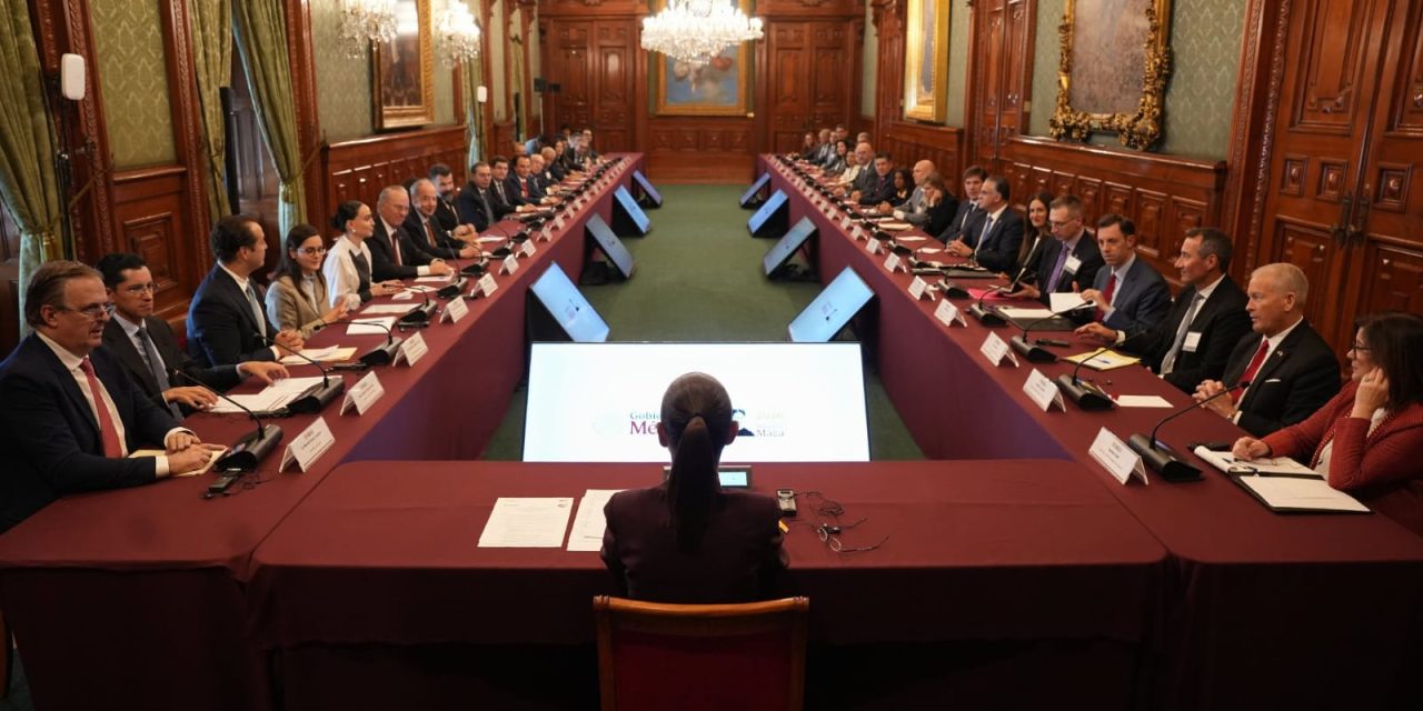 CLAUDIA SHEINBAUM SE REÚNE CON MÁS DE 30 EMPRESARIOS PARA ABORDAR INVERSIÓN Y COMERCIO CON ESTADOS UNIDOS