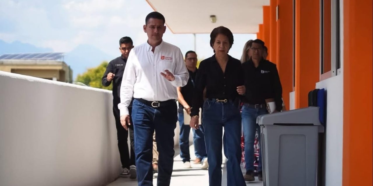 LUIS CAVAZOS SUPERVISA DETALLES FINALES DEL CENTRO DE ATENCIÓN INFANTIL ANTES DEL INICIO DE CLASES