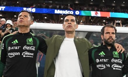 HUGO SÁNCHEZ Y CARLOS HERMOSILLO PIDEN PACIENCIA CON RAFA MÁRQUEZ Y EL TRI