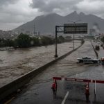 LLUVIAS PROVOCAN CIERRES VIALES PREVENTIVOS EN DISTINTOS PUNTOS DE NUEVO LEÓN