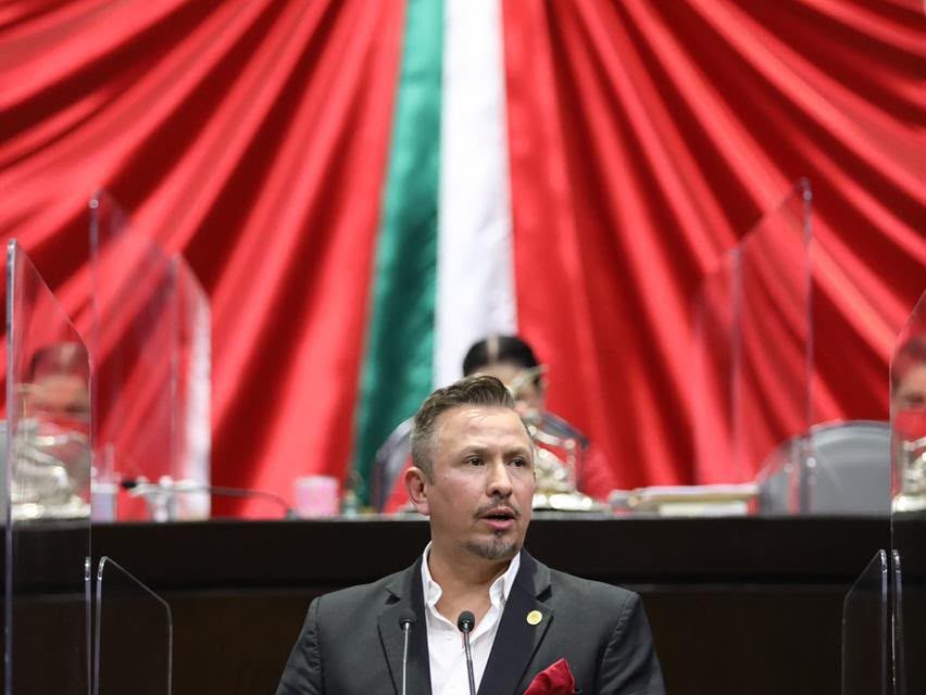 RENÉ MANTECÓN SE PERFILA COMO CARTA DE MORENA PARA COMPETIR POR MONTERREY