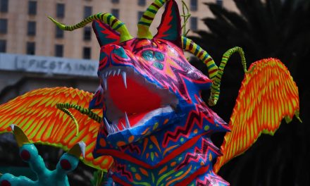 CIUDAD DE MÉXICO SE LLENA DE COLOR CON EL DESFILE DE ALEBRIJES MONUMENTALES