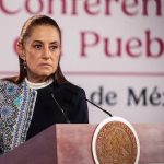 SHEINBAUM PIDE ATENDER DEMANDAS DEL IMSS TRAS PROTESTAS Y JUSTIFICA AUSENCIA DE ZOÉ ROBLEDO