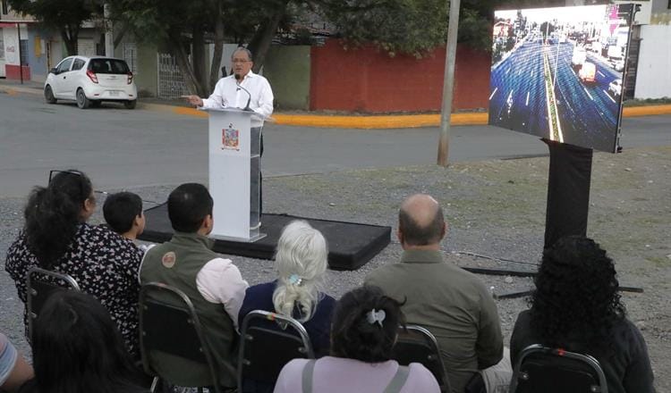 ANDRÉS MIJES ENTREGA REHABILITACIÓN DE PAVIMENTO EN ESCOBEDO Y EXIGE ATENDER FUGAS DE AGUA