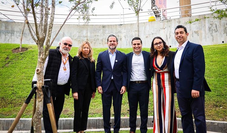 RAÚL LOZANO ENCABEZA JORNADA DE ARBORIZACIÓN EN FAVOR DEL MEDIO AMBIENTE