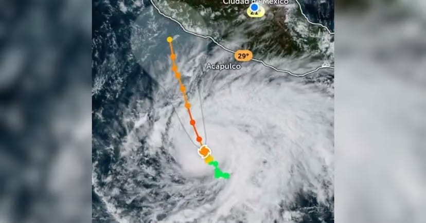 HURACÁN VANCE GANA FUERZA Y ALCANZA CATEGORÍA 2, PREVÉN MÁS LLUVIAS EN EL PACÍFICO