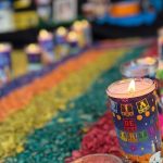 ANDRÉS MIJES PROMUEVE TRADICIÓN DE DÍA DE MUERTOS CON ALTAR PARA MASCOTAS