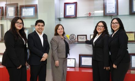 ADRIANA GARZA RECONOCE A ESTUDIANTES DE FACPYA POR DESTACAR EN COMPETENCIA NACIONAL
