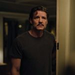 PEDRO PASCAL ENFRENTA EL RETO MÁS EXIGENTE DE SU CARRERA AL CONVERTIRSE EN VIOLONCHELISTA EN BEHEMOTH!