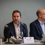 RAÚL LOZANO PRESENTA DISTINTIVO PARA IMPULSAR EMPRESAS MÁS SUSTENTABLES EN NUEVO LEÓN