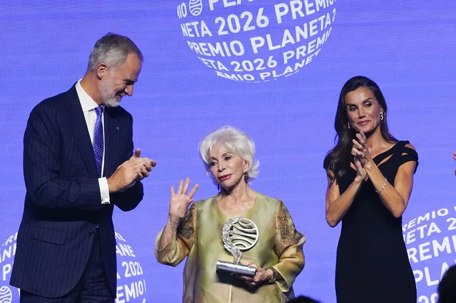 ISABEL ALLENDE GANA EL PREMIO PLANETA Y RETOMA LA HISTORIA DE “LA CASA DE LOS ESPÍRITUS”