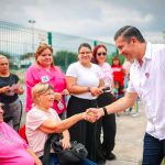 GERARDO DE LA MAZA ARRANCA CAMIÓN ROSA EN EL CARMEN PARA LLEVAR MENSAJE DE PREVENCIÓN A LAS MUJERES