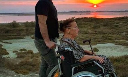MUERE GITTA LINDEMANN, ESCRITORA Y MADRE DEL VOCALISTA DE RAMMSTEIN, A LOS 87 AÑOS