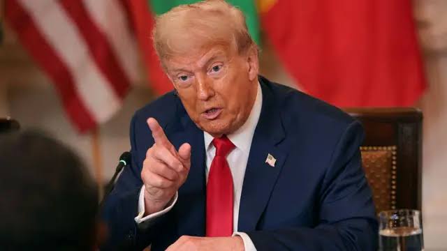 TRUMP ACUSA SIN PRUEBAS UN POSIBLE FRAUDE EN BRASIL TRAS LA REELECCIÓN DE LULA