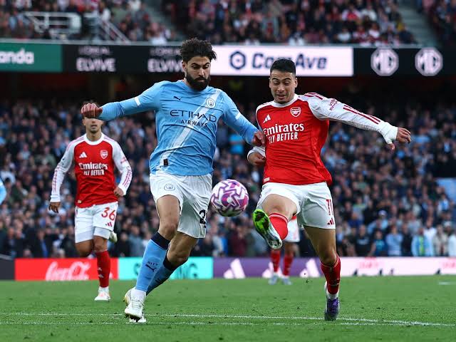 JUGADORES Y AGENTES DE LA PREMIER LEAGUE ANALIZAN CAMBIOS EN LAS CONDICIONES LABORALES