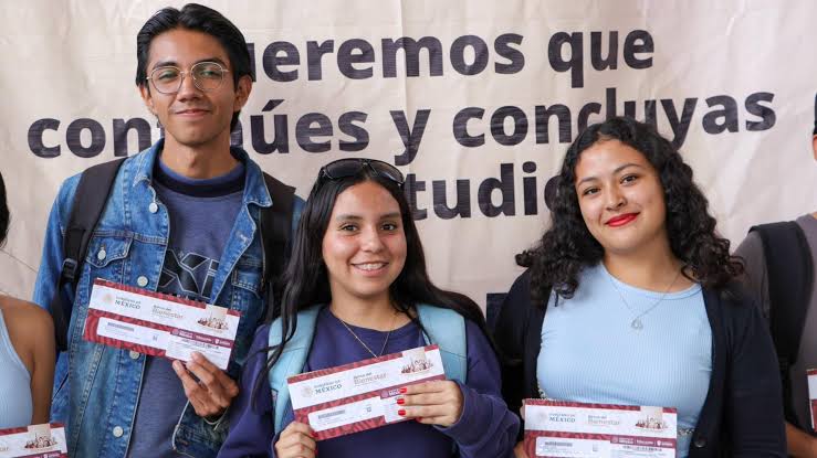 DETECTAN 592 MILLONES DE PESOS EN BECAS PAGADAS A BENEFICIARIOS NO VALIDADOS