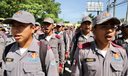 MÉXICO ENFRENTA EL RETO DE DESMILITARIZAR ESCUELAS