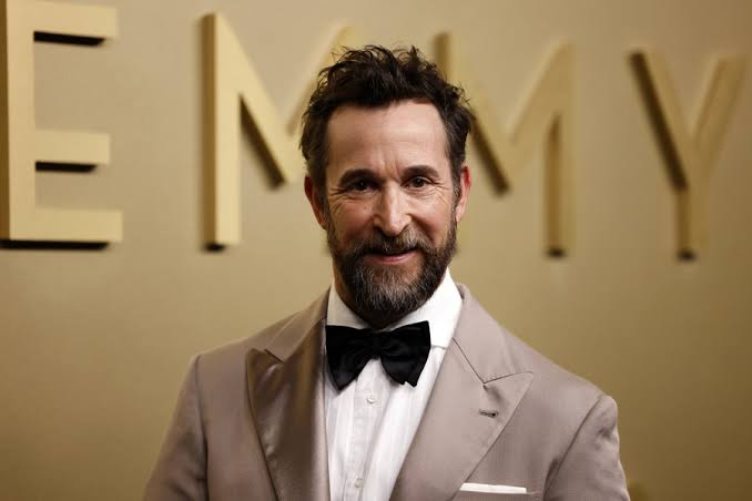 NOAH WYLE ES ELEGIDO EL HOMBRE MÁS SEXY DEL MUNDO EN 2026 POR LA REVISTA PEOPLE