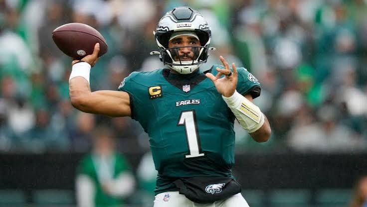 JALEN HURTS QUEDA FUERA INDEFINIDAMENTE: DETECTAN COÁGULOS EN SUS PULMONES